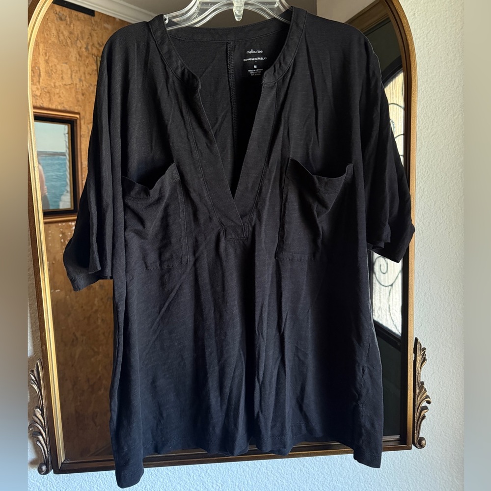 Banana Republic Malibu Tee